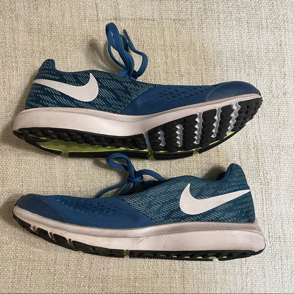 Nike Winflo 4 Running Shoes - Picture 5 of 16